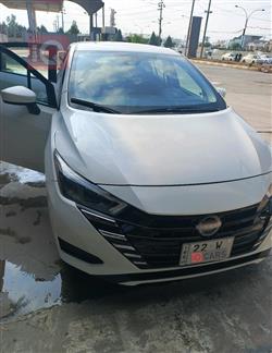 نيسان فيرسا